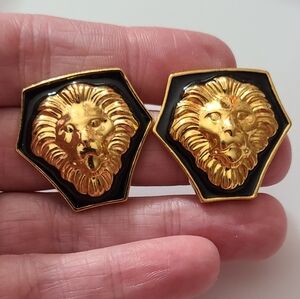 Vintage Anne Klein Lion Enamel Gold Earrings Designer NICE clip On Vtg Estate